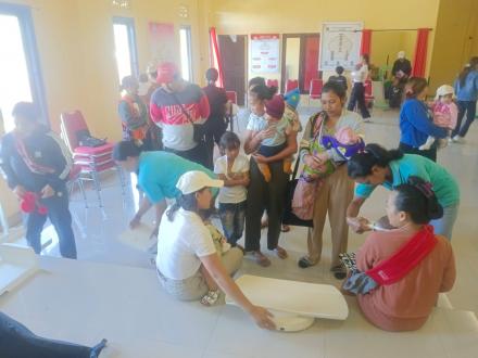 DOKUMENTASI GIAT POSYANDU DESA TAMBAKAN - APRIL 2026